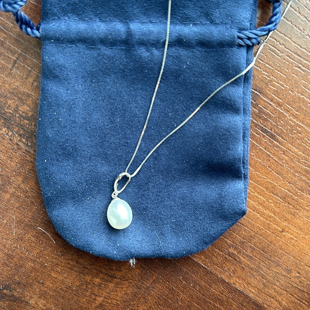 NWT 14kt white gold freshwater pearl necklace - Picture 2 of 6